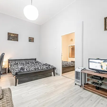 Daire One-bedroom In 7
